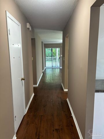1500 E Johnson Ave 128, Pensacola, FL 32514