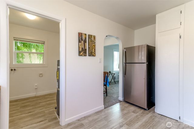 921 E 58th Street, Tacoma, WA 98404