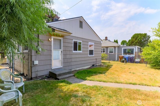 921 E 58th Street, Tacoma, WA 98404