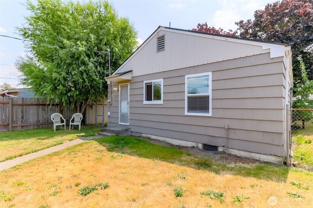 921 E 58th Street, Tacoma, WA 98404