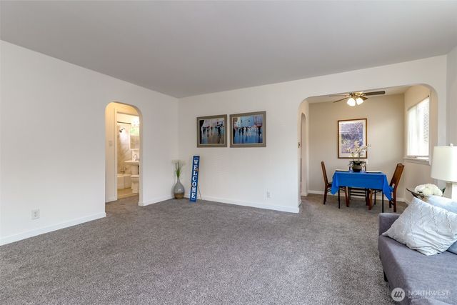 921 E 58th Street, Tacoma, WA 98404