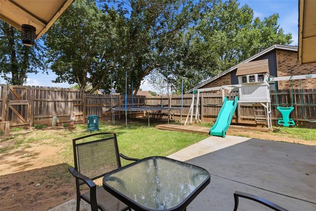 2713 Haystack Lane, Enid, OK 73703