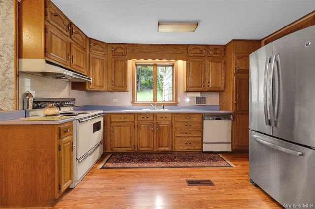 457 Saw Mill River Road, Millwood, NY 10546