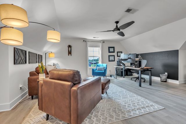 1860 Rhonda Dr, Christiana, TN 37037