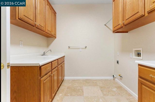 2041 Kent Dr, Brentwood, CA 94513