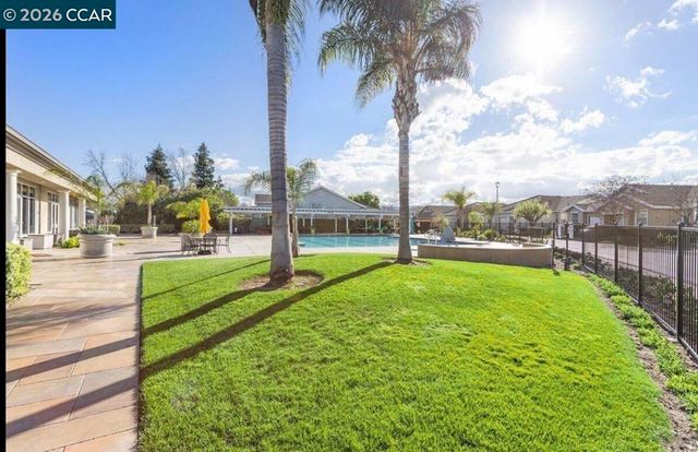 2041 Kent Dr, Brentwood, CA 94513