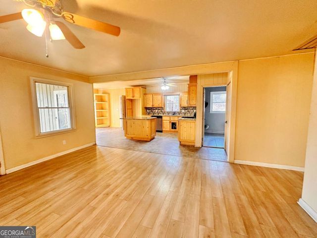 181 Barnyard Lane, Clayton, GA 30525