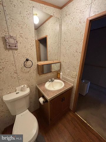 4328 DOVER DR, Morrisville, PA 19067