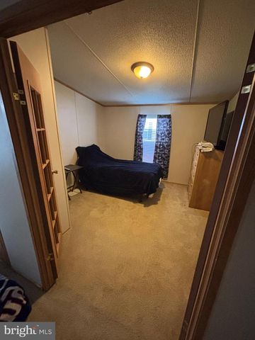 4328 DOVER DR, Morrisville, PA 19067