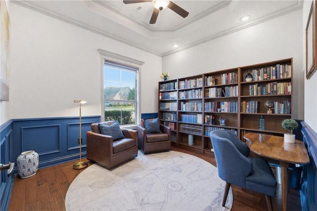 5917 W Kennedy Drive, Fayetteville, AR 72704