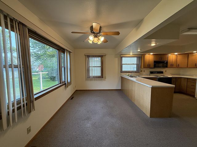 522 5th Avenue, Madison, MN 56256