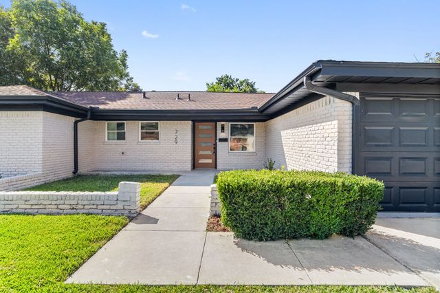 729 Finland Street, Grand Prairie, TX 75050