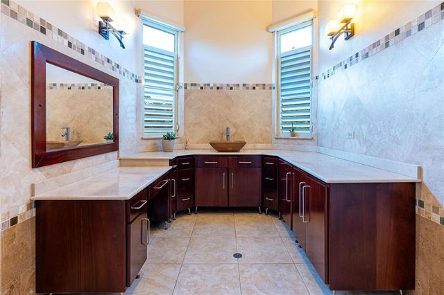 Ruben Marrero HELECHAL WARD, Barranquitas, PR 00794