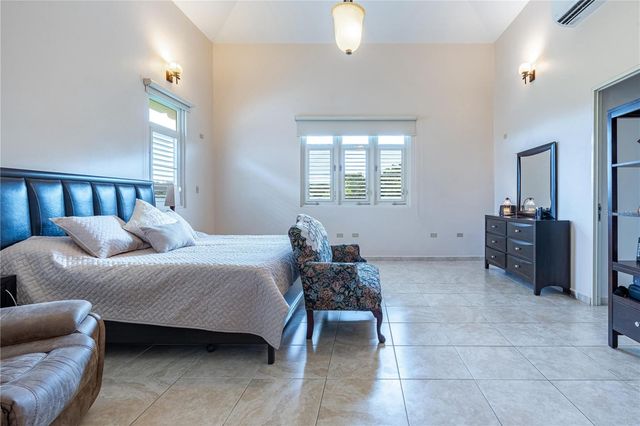 Ruben Marrero HELECHAL WARD, Barranquitas, PR 00794