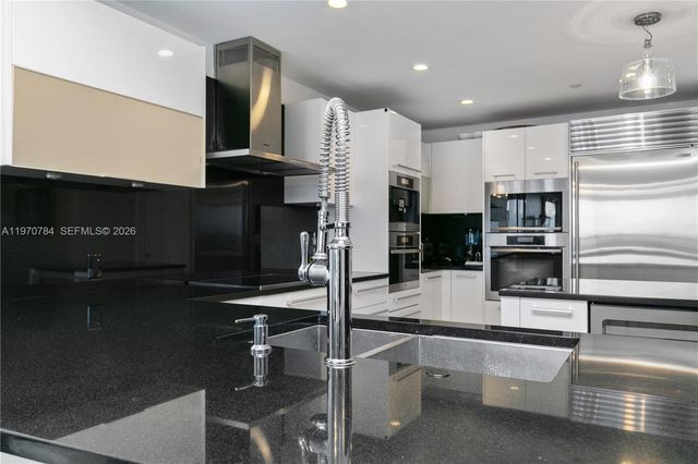 17121 Collins Ave 2905, Sunny Isles Beach, FL 33160