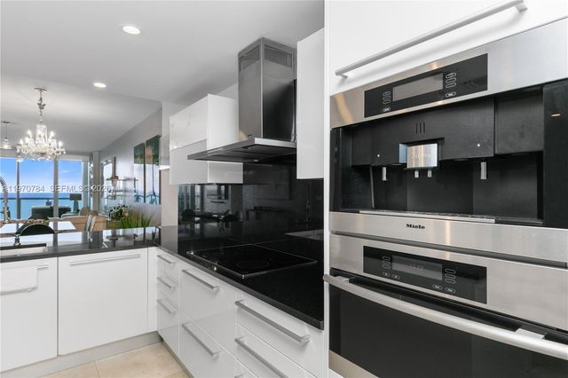 17121 Collins Ave 2905, Sunny Isles Beach, FL 33160