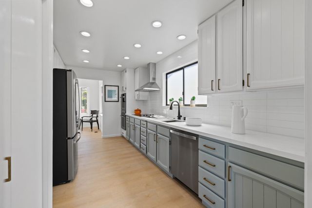 100 Montana Street, Moss Beach, CA 94038