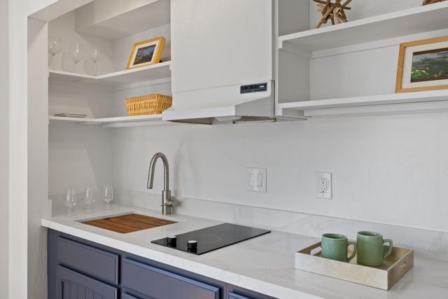 100 Montana Street, Moss Beach, CA 94038