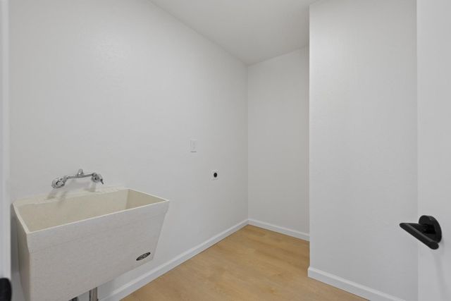 100 Montana Street, Moss Beach, CA 94038