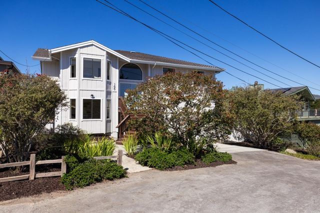 100 Montana Street, Moss Beach, CA 94038