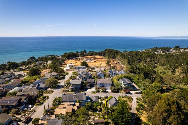 100 Montana Street, Moss Beach, CA 94038