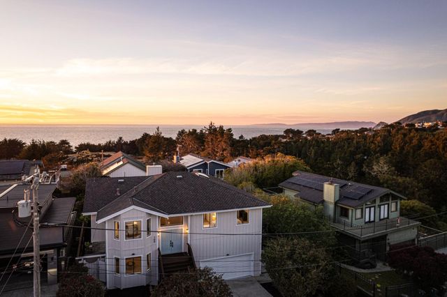100 Montana Street, Moss Beach, CA 94038
