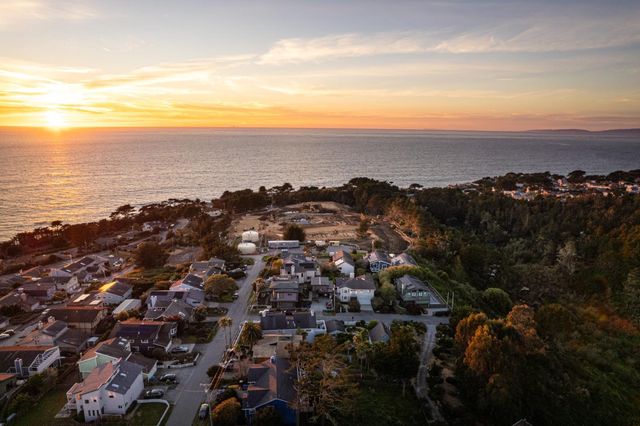 100 Montana Street, Moss Beach, CA 94038