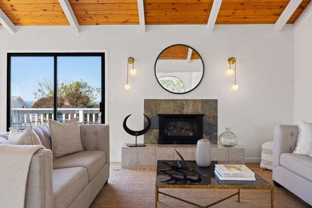 100 Montana Street, Moss Beach, CA 94038