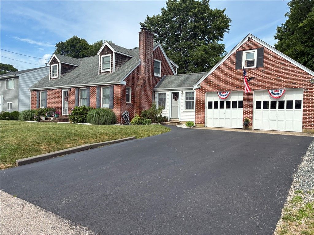 10 Isabelle Drive, Narragansett, RI 02882