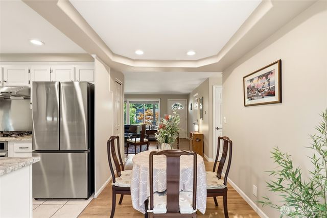 936 165th Avenue SE, Bellevue, WA 98008