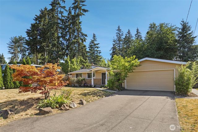 936 165th Avenue SE, Bellevue, WA 98008
