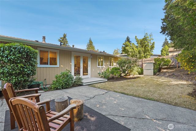 936 165th Avenue SE, Bellevue, WA 98008