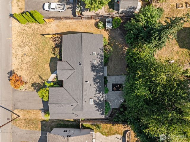 936 165th Avenue SE, Bellevue, WA 98008