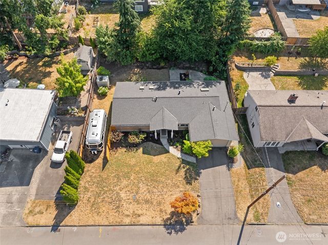 936 165th Avenue SE, Bellevue, WA 98008