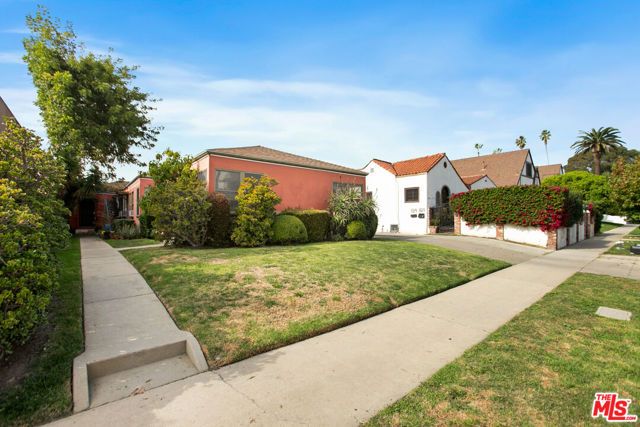 833 N Poinsettia Place, Los Angeles, CA 90046