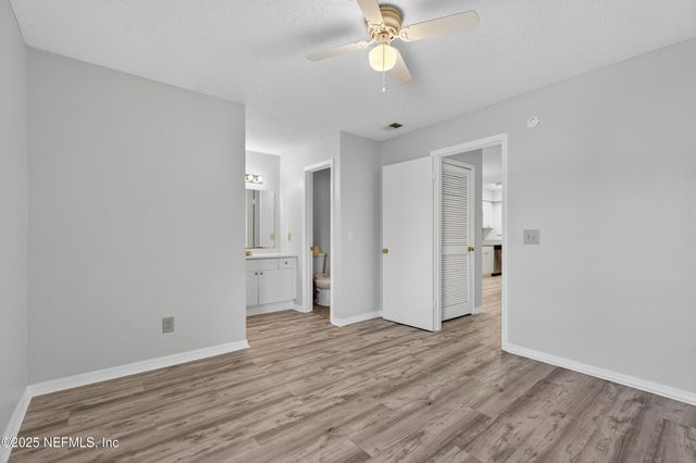 10200 BELLE RIVE Boulevard 212, Jacksonville, FL 32256