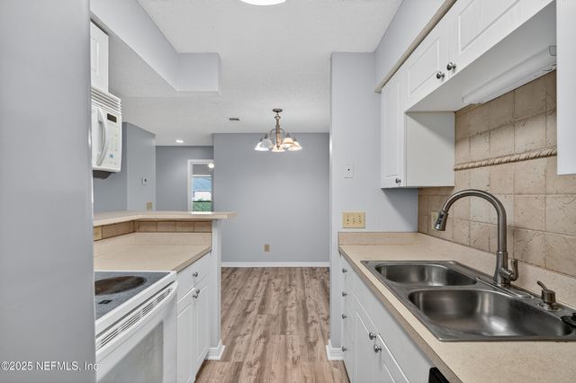 10200 BELLE RIVE Boulevard 212, Jacksonville, FL 32256