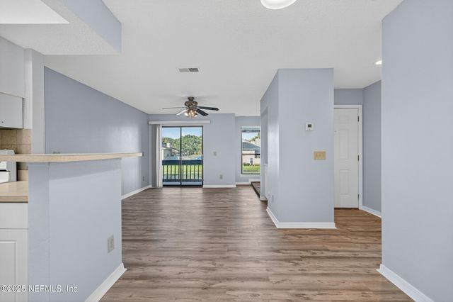 10200 BELLE RIVE Boulevard 212, Jacksonville, FL 32256