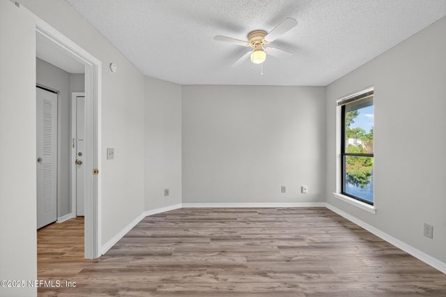 10200 BELLE RIVE Boulevard 212, Jacksonville, FL 32256
