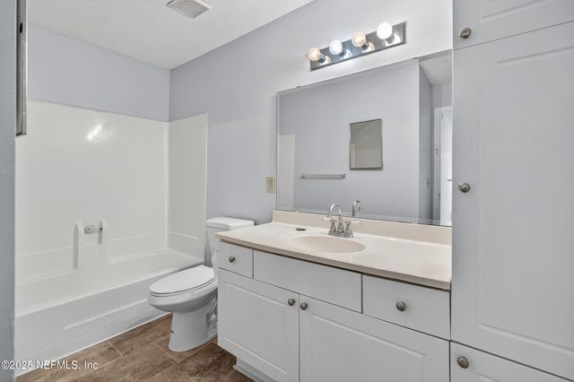 10200 BELLE RIVE Boulevard 212, Jacksonville, FL 32256
