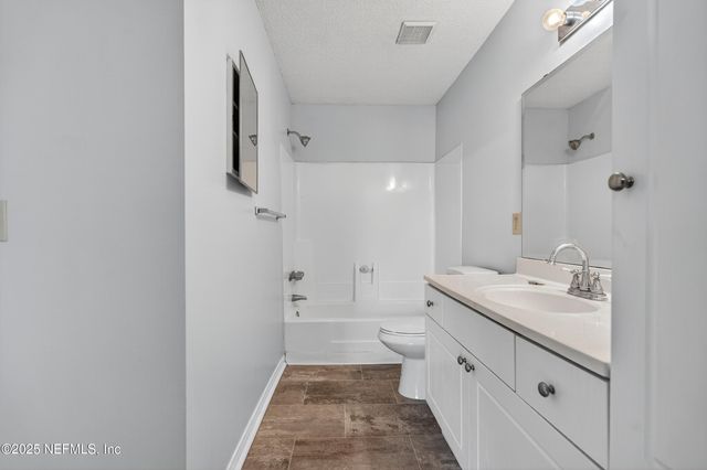 10200 BELLE RIVE Boulevard 212, Jacksonville, FL 32256