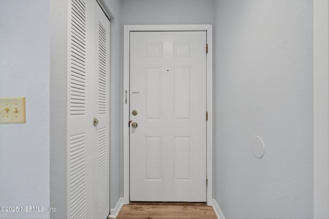 10200 BELLE RIVE Boulevard 212, Jacksonville, FL 32256
