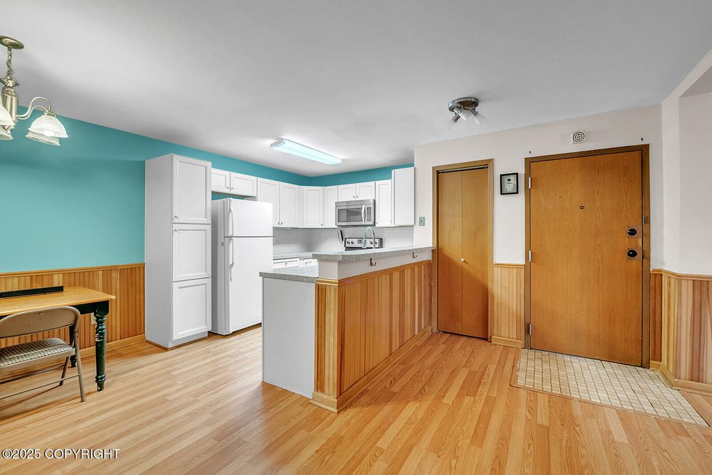 8515 Jewel Lake Road, #25, Anchorage, AK 99502