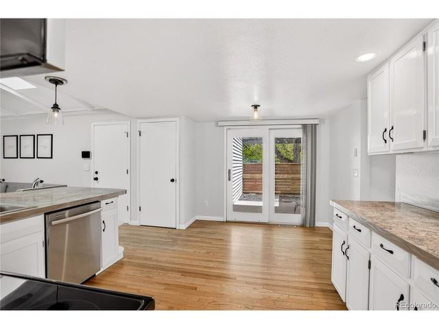 2669 S Moline Ct, Aurora, CO 80014
