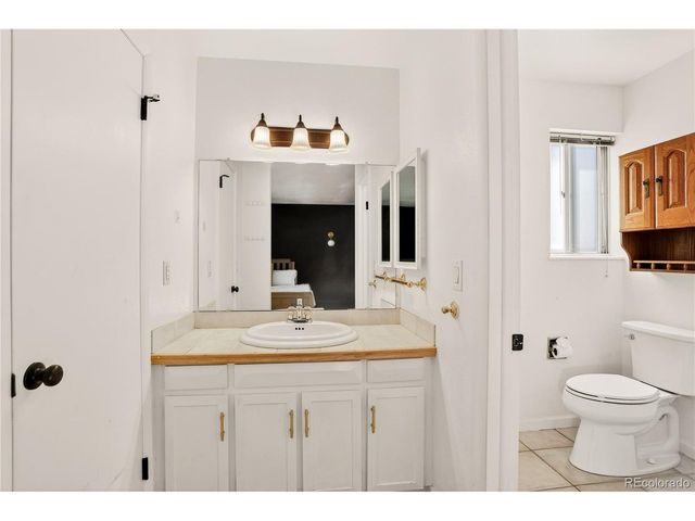 2669 S Moline Ct, Aurora, CO 80014