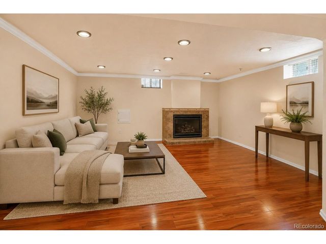 2669 S Moline Ct, Aurora, CO 80014