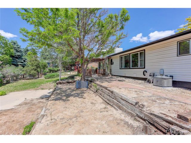 2669 S Moline Ct, Aurora, CO 80014