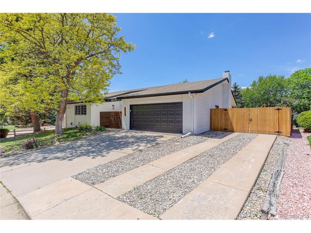 2669 S Moline Ct, Aurora, CO 80014