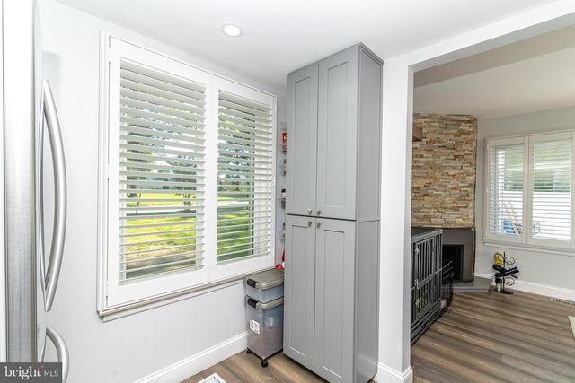 251 FIR TREE CT, Marlton, NJ 08053