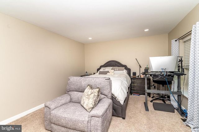 251 FIR TREE CT, Marlton, NJ 08053